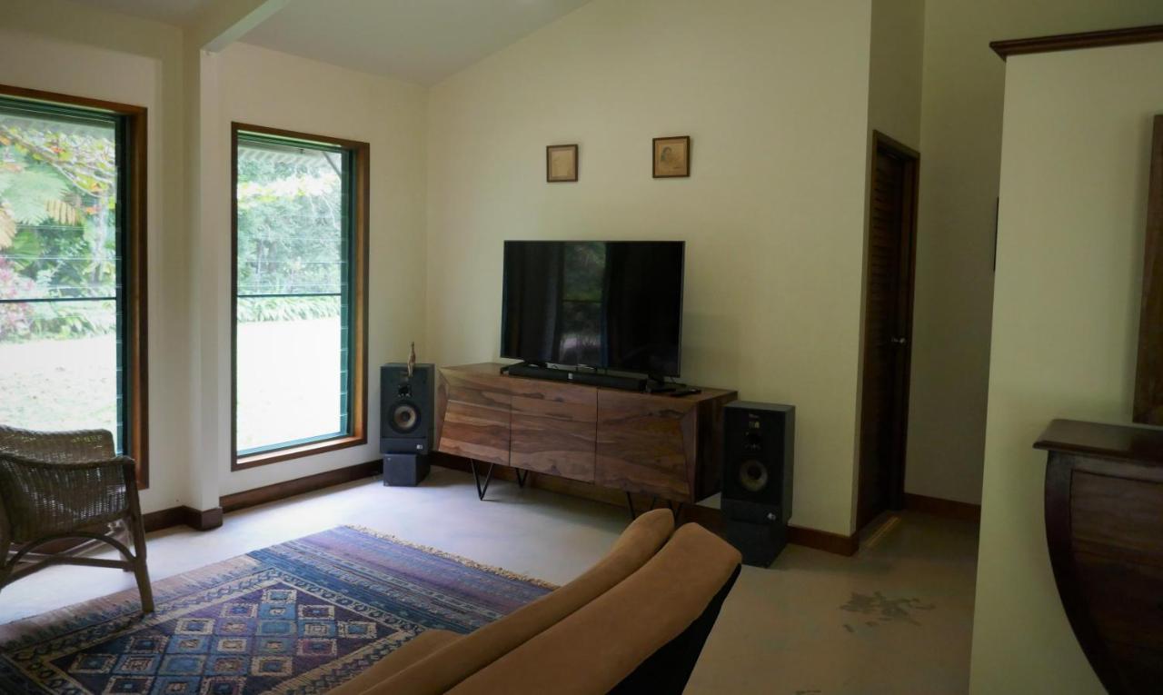 Fanpalm Creek Hideaway Villa Diwan ภายนอก รูปภาพ